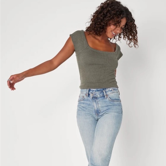 Lulus Green Ribbed Top - Picture 2 of 5